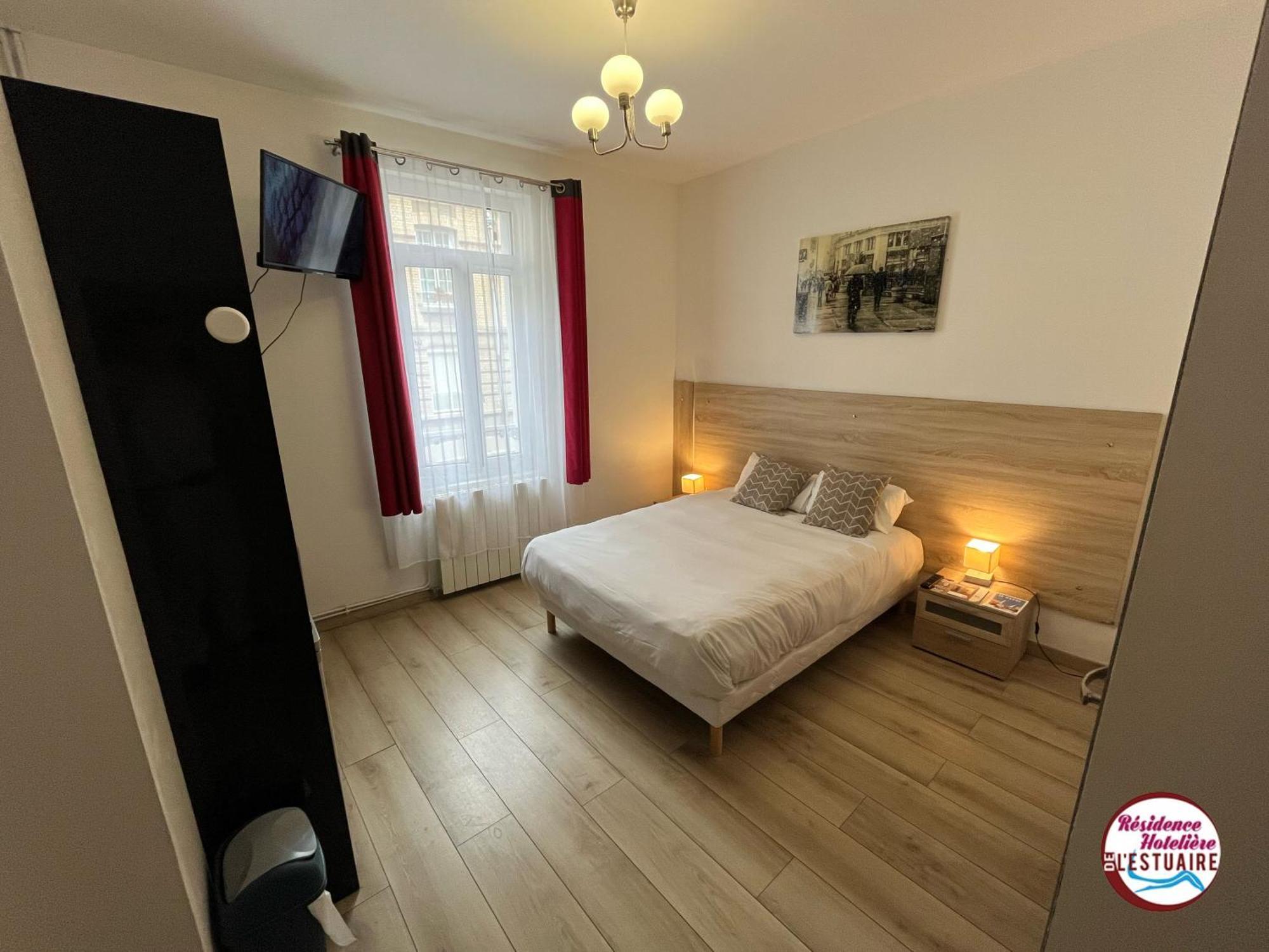 Residence Hoteliere De L'Estuaire Хавър Екстериор снимка