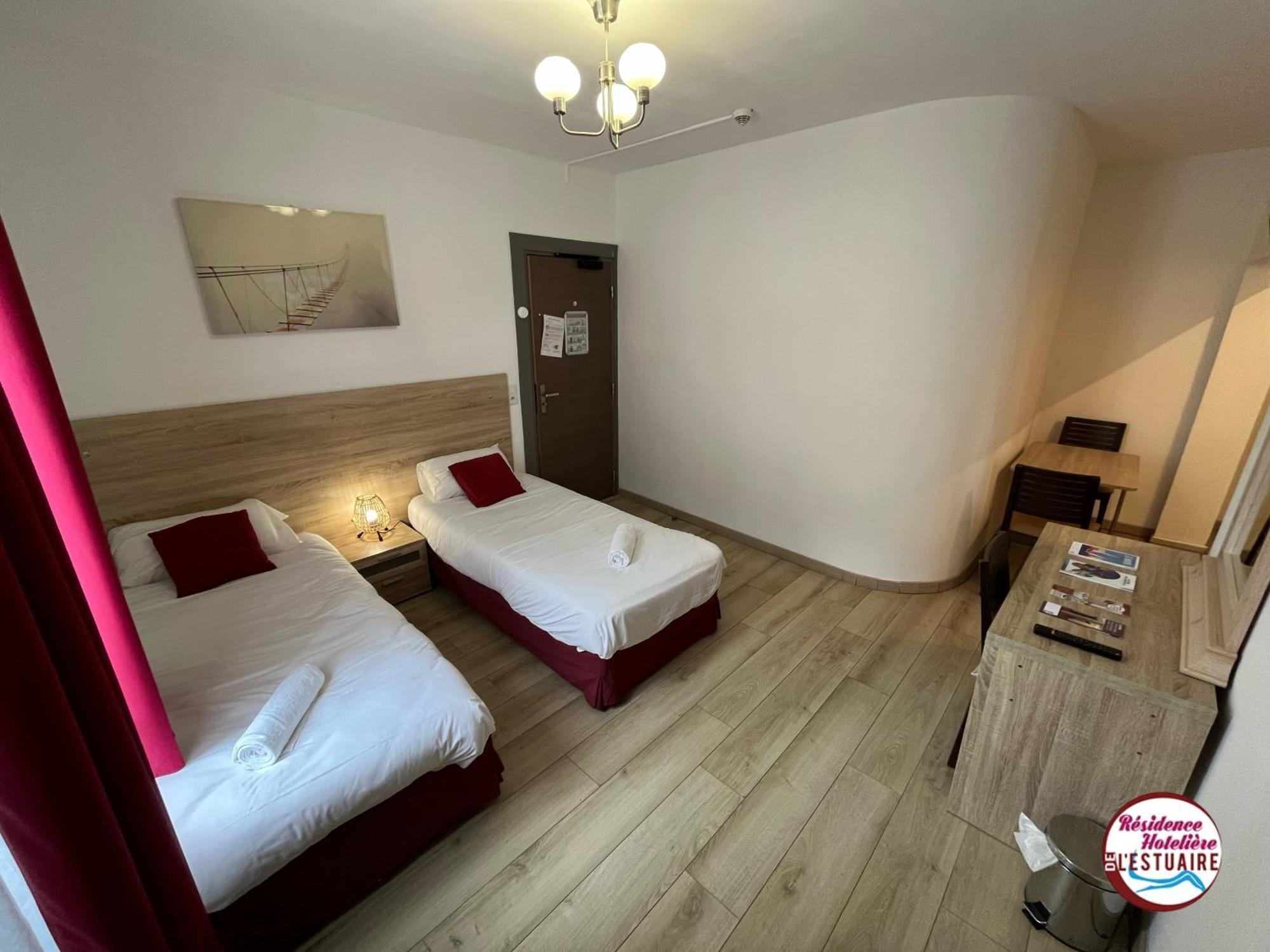 Residence Hoteliere De L'Estuaire Хавър Екстериор снимка