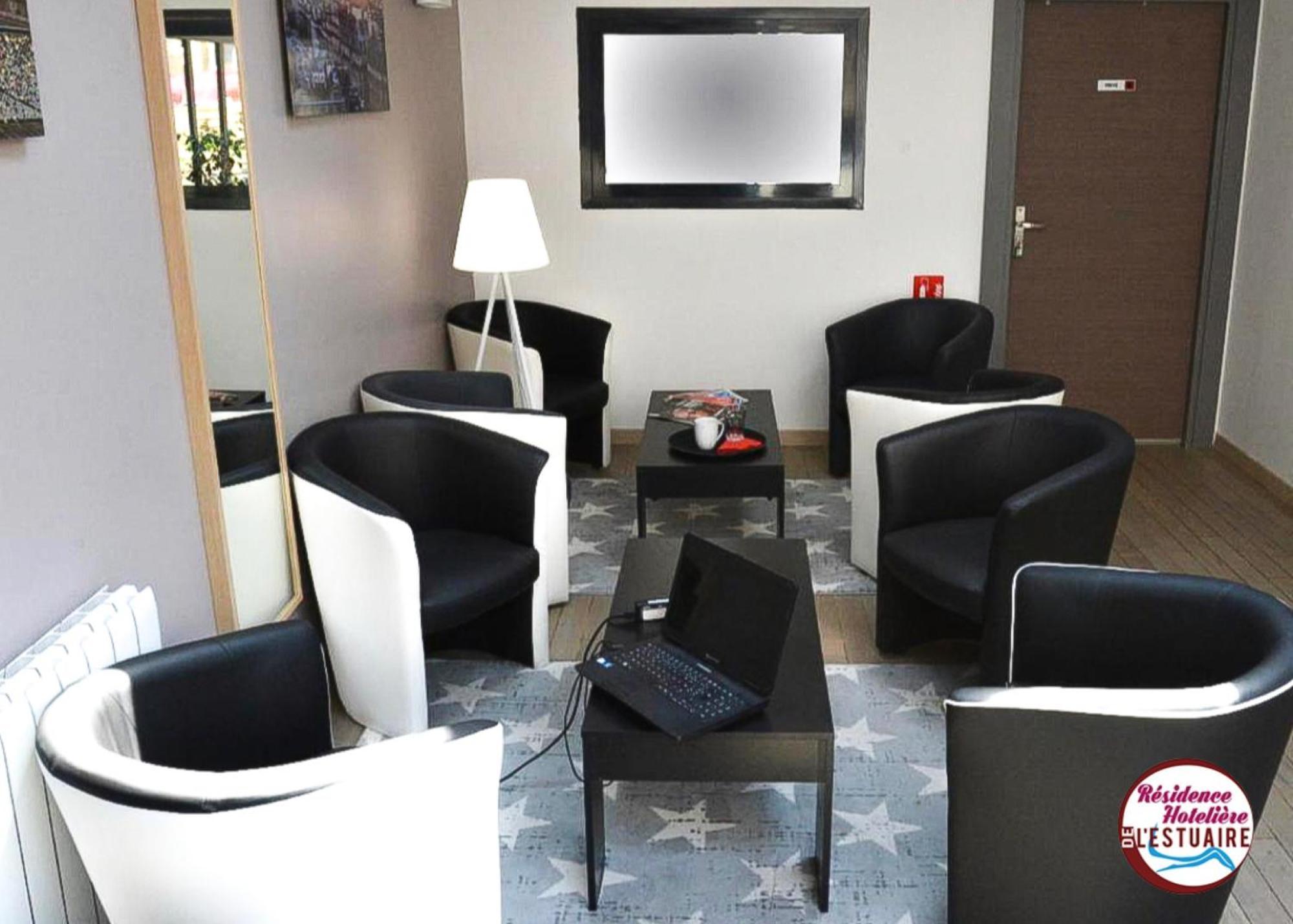 Residence Hoteliere De L'Estuaire Хавър Екстериор снимка
