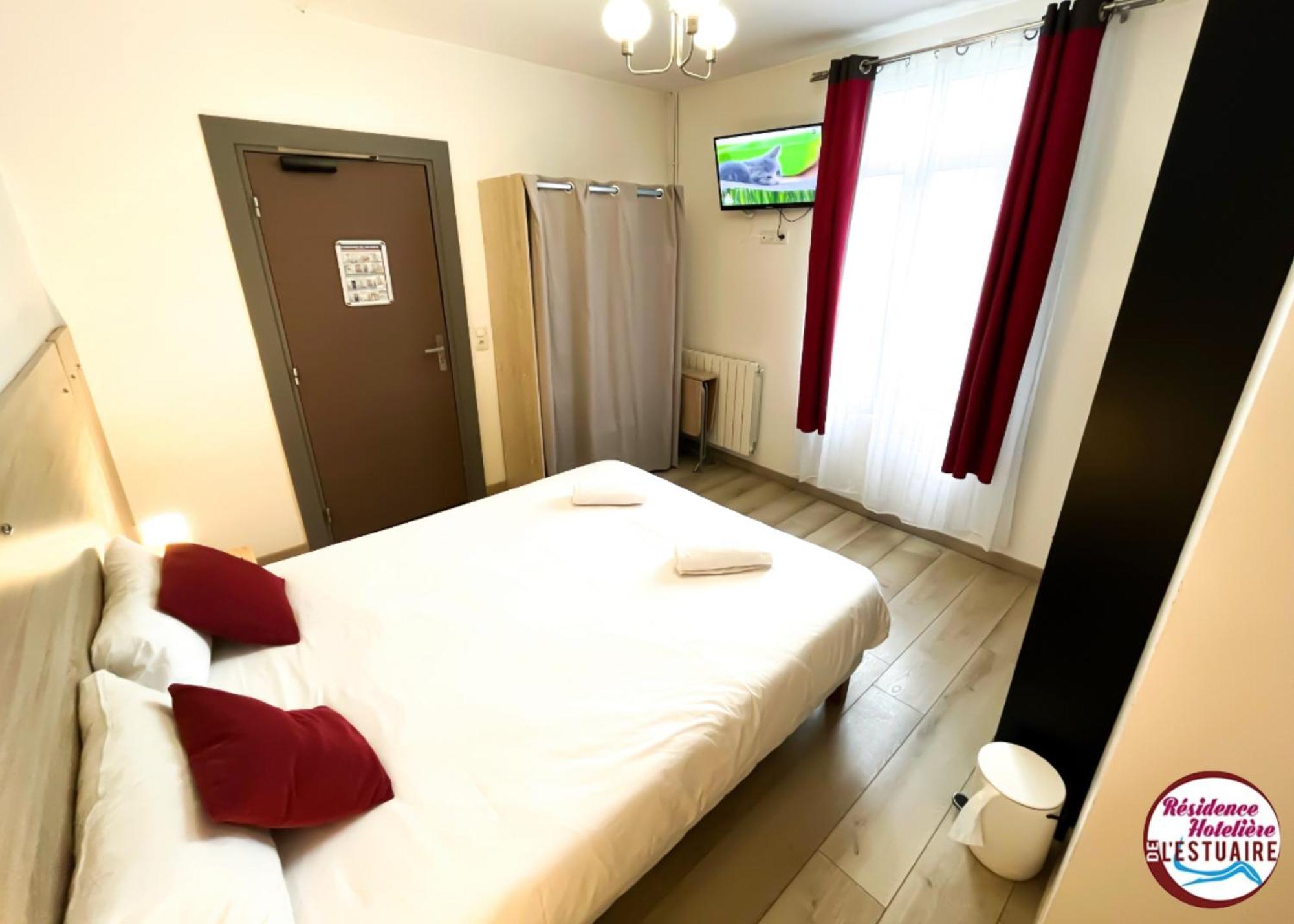 Residence Hoteliere De L'Estuaire Хавър Екстериор снимка